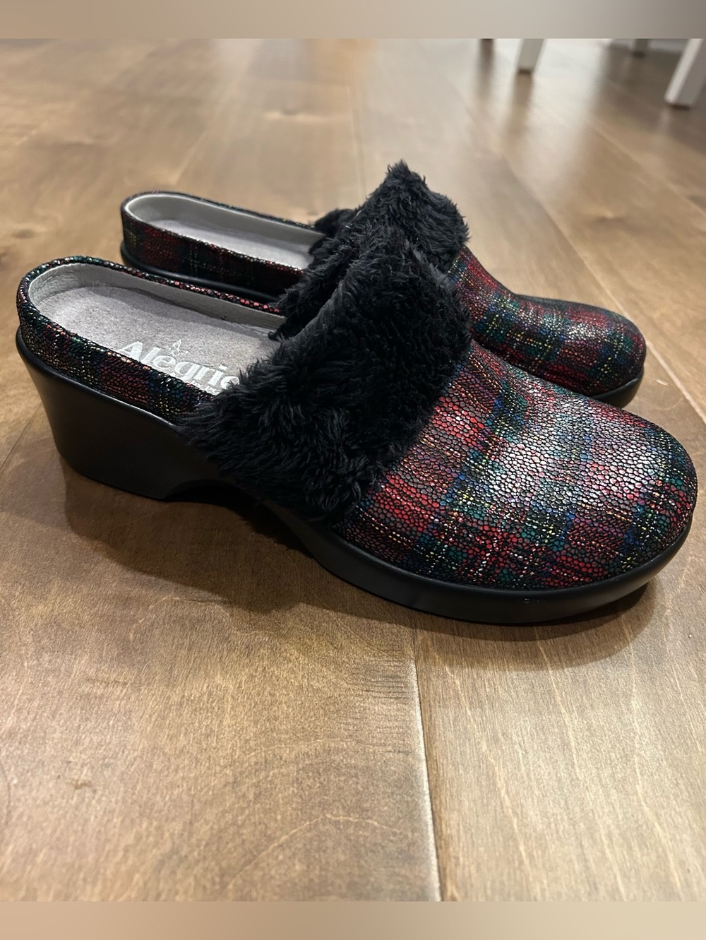 Alegria tartan plaid leather fuzzy interior clog shoes 39